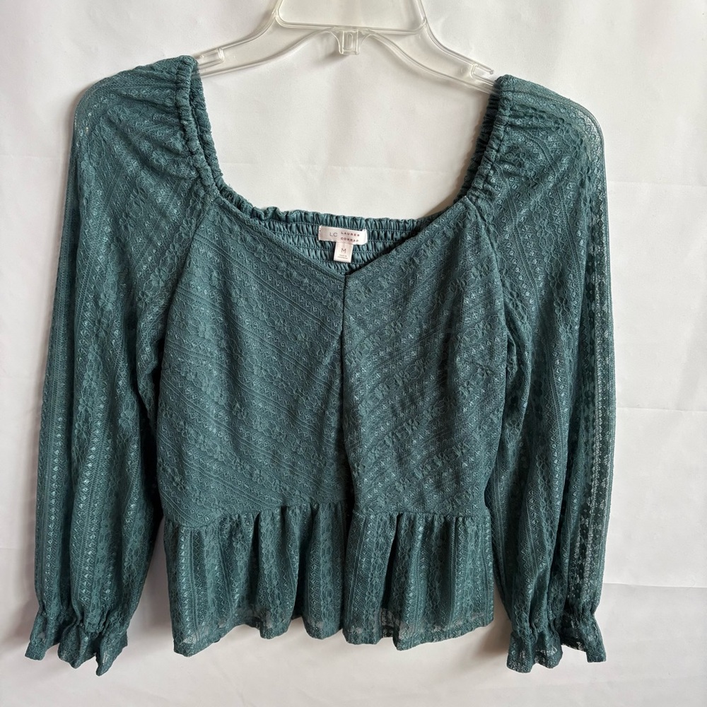 LC Lauren Conrad Teal Lace Peplum Long Sleeve Top. size Medium. INV25/416